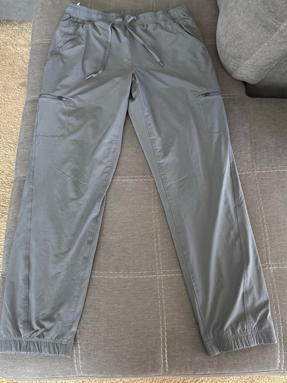 The Eddie Bauer Lined Pants in Women's size 8 are a versatile and stylish choice